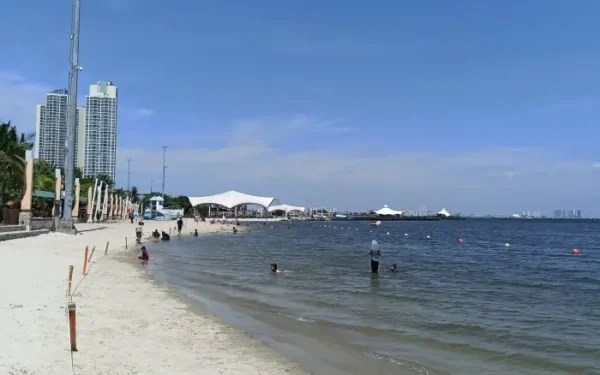 Ancol Beach, Family Holiday Destination with Exotic Views in Jakarta