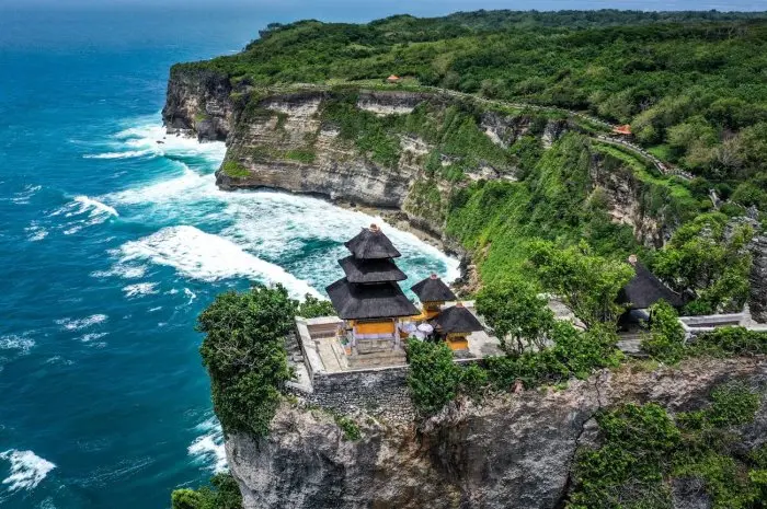 10 Most Popular Tourist Attractions in Bali Offering Natural & Cultural Beauty